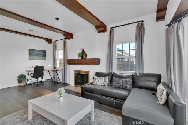 8319 S Van Ness, Inglewood, CA 90305