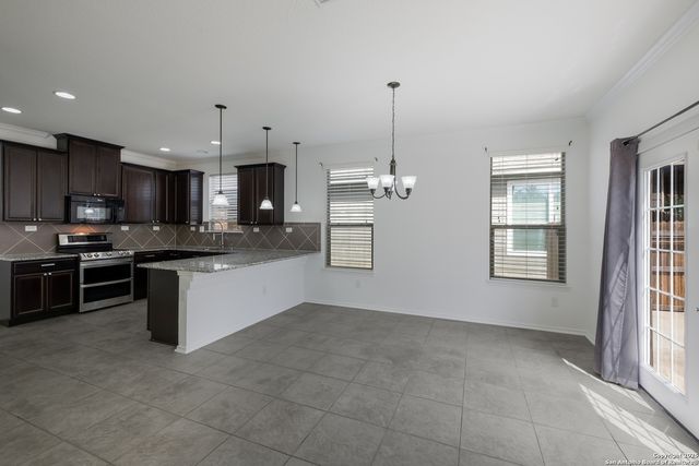 8938 VICTORIA LAKE, San Antonio, TX 78224