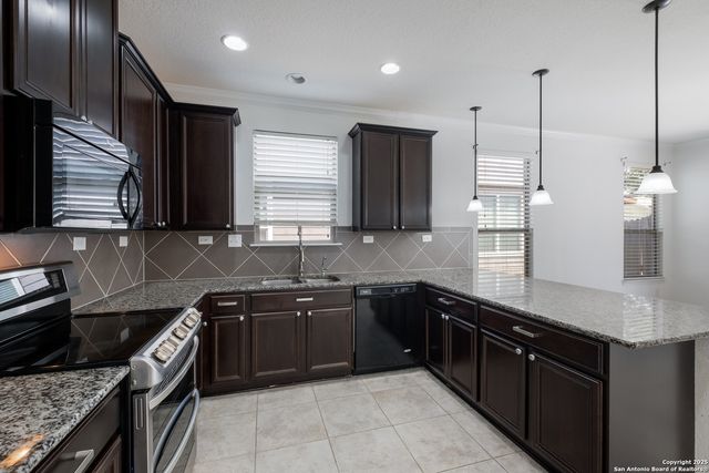 8938 VICTORIA LAKE, San Antonio, TX 78224