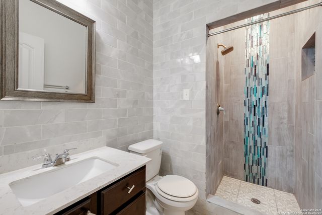 8938 VICTORIA LAKE, San Antonio, TX 78224