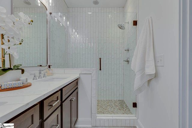 35 Endel Street, Greenville, SC 29611