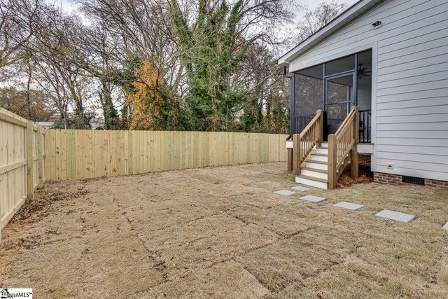 35 Endel Street, Greenville, SC 29611