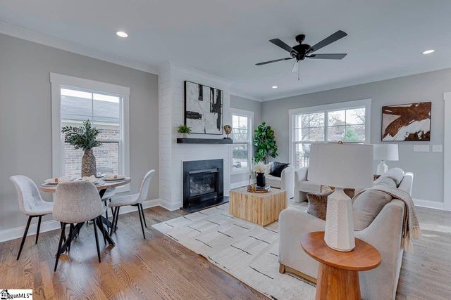 35 Endel Street, Greenville, SC 29611