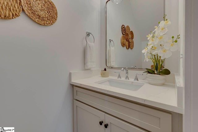 35 Endel Street, Greenville, SC 29611