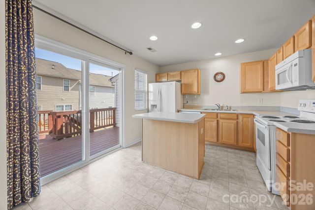 11138 Derryrush Drive, Charlotte, NC 28213