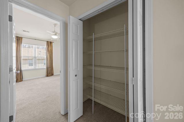 11138 Derryrush Drive, Charlotte, NC 28213