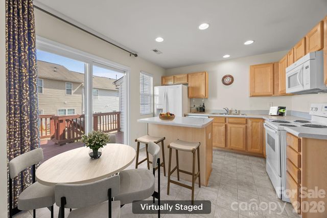 11138 Derryrush Drive, Charlotte, NC 28213