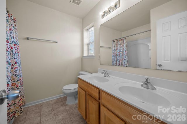 11138 Derryrush Drive, Charlotte, NC 28213