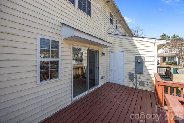 11138 Derryrush Drive, Charlotte, NC 28213