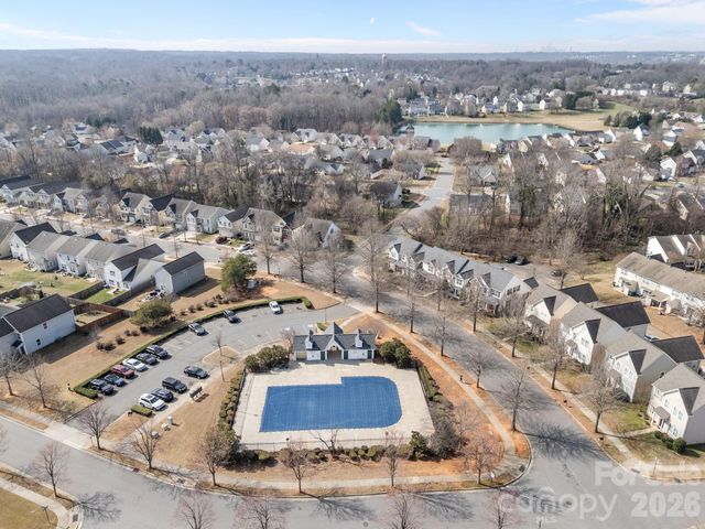 11138 Derryrush Drive, Charlotte, NC 28213