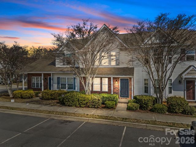 11138 Derryrush Drive, Charlotte, NC 28213
