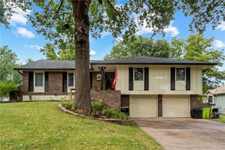 2004 Maverick Trail, Harrisonville, MO 64701