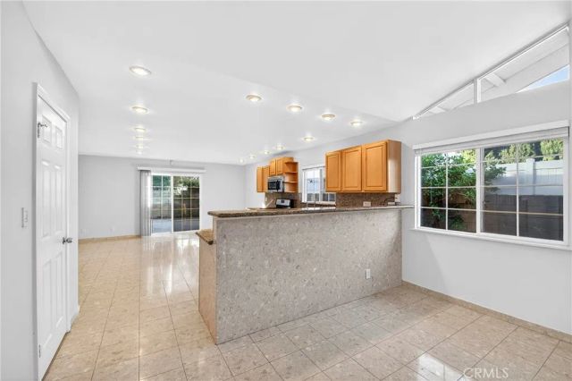 5267 Meadow Wood, Lakewood, CA 90712