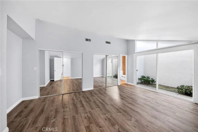 5267 Meadow Wood, Lakewood, CA 90712