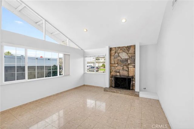 5267 Meadow Wood, Lakewood, CA 90712