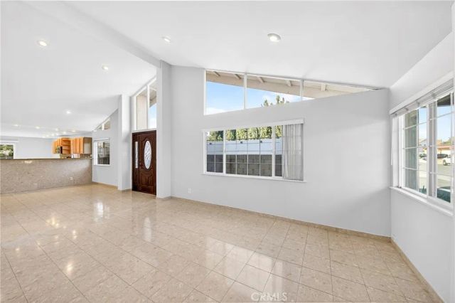 5267 Meadow Wood, Lakewood, CA 90712