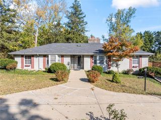 1929 Westwood Drive, Leavenworth, KS 66048