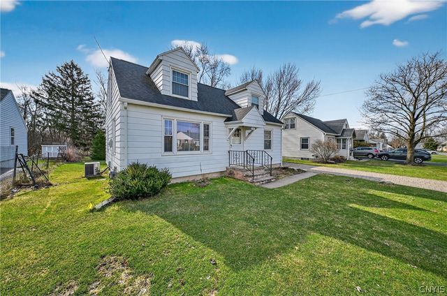 116 Chestnut Hill Drive, Salina, NY 13088