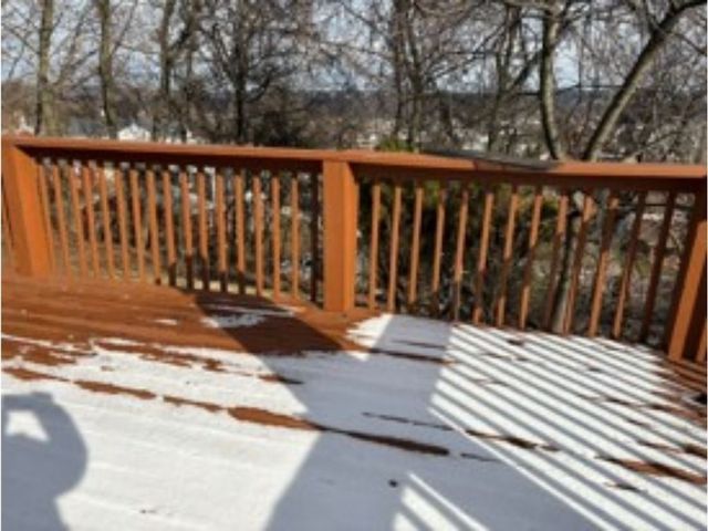 106 Delrose Dr, Liberty Boro, PA 15133