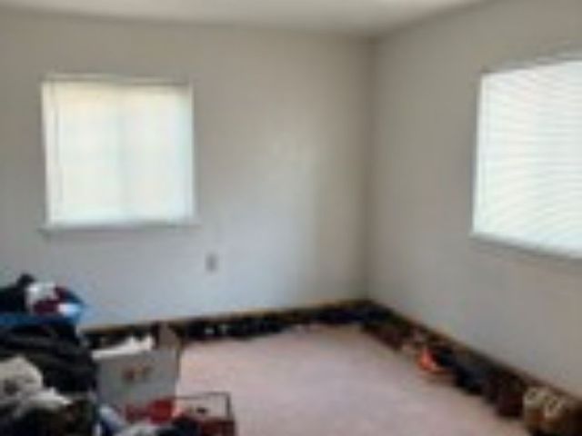 106 Delrose Dr, Liberty Boro, PA 15133