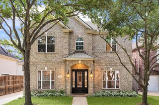 3917 Tennyson Street, West University Place, TX 77005