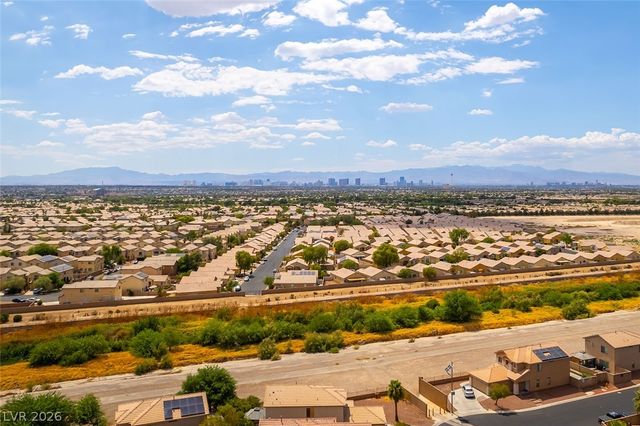 6581 Rose Hill River Drive, Las Vegas, NV 89122