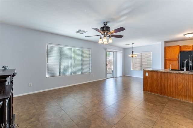 6581 Rose Hill River Drive, Las Vegas, NV 89122