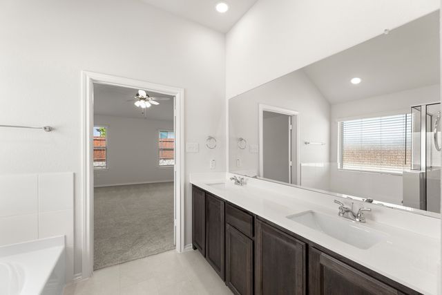 114 Bandit Trail, Terrell, TX 75160