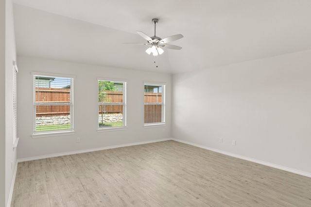 114 Bandit Trail, Terrell, TX 75160