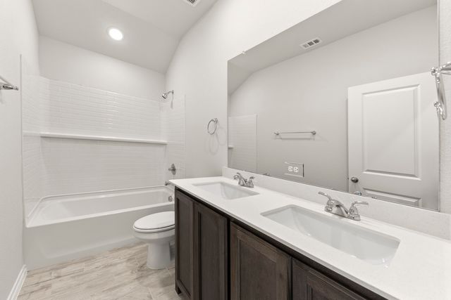 114 Bandit Trail, Terrell, TX 75160