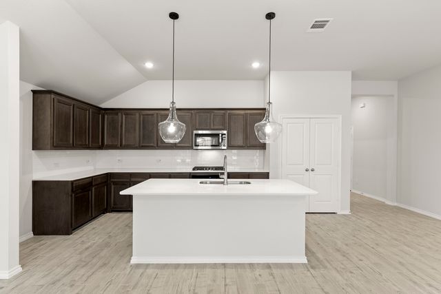 114 Bandit Trail, Terrell, TX 75160