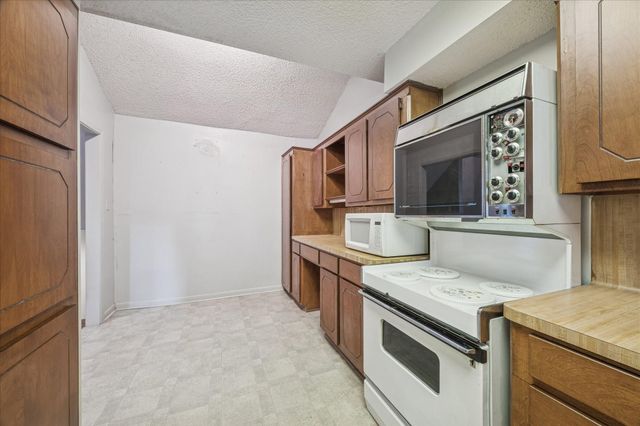 18039 Starboard Drive, Houston, TX 77058