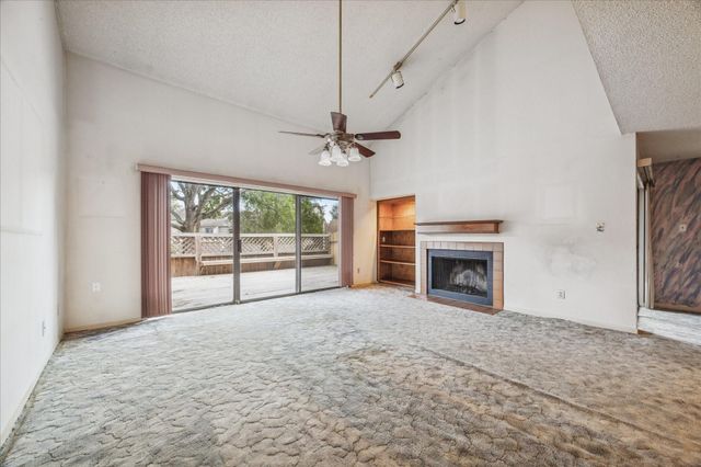 18039 Starboard Drive, Houston, TX 77058