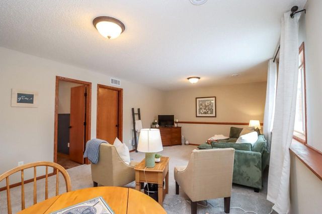 2223 Fairbanks Drive, North Mankato, MN 56003