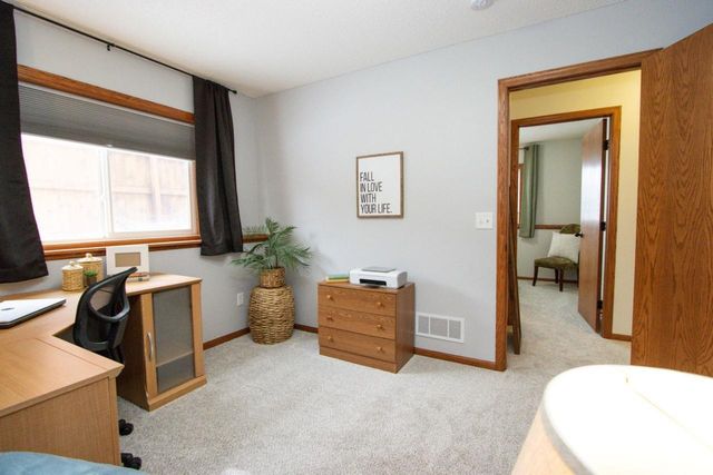 2223 Fairbanks Drive, North Mankato, MN 56003