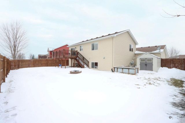 2223 Fairbanks Drive, North Mankato, MN 56003