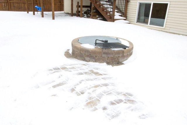 2223 Fairbanks Drive, North Mankato, MN 56003