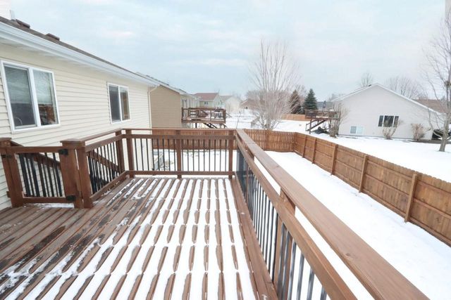 2223 Fairbanks Drive, North Mankato, MN 56003