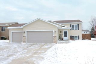 2223 Fairbanks Drive, North Mankato, MN 56003