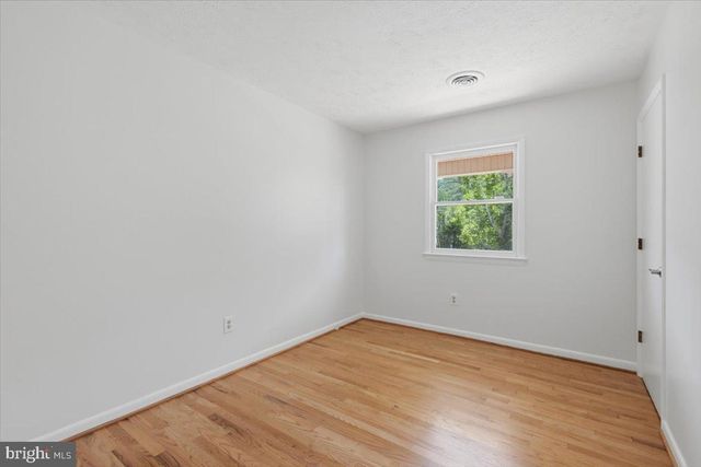 3129 HOWELLSVILLE RD, Front Royal, VA 22630