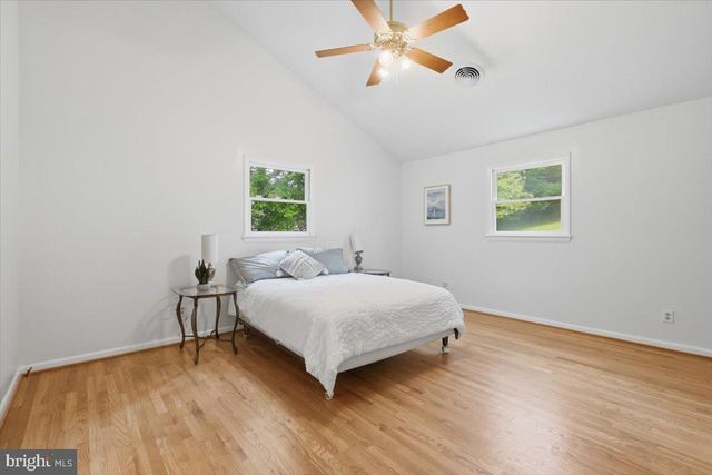 3129 HOWELLSVILLE RD, Front Royal, VA 22630