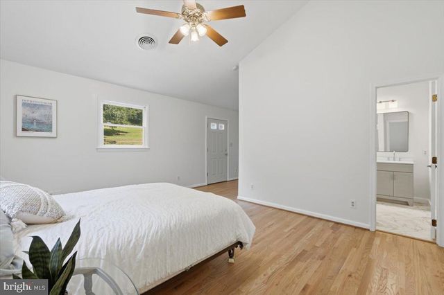 3129 HOWELLSVILLE RD, Front Royal, VA 22630