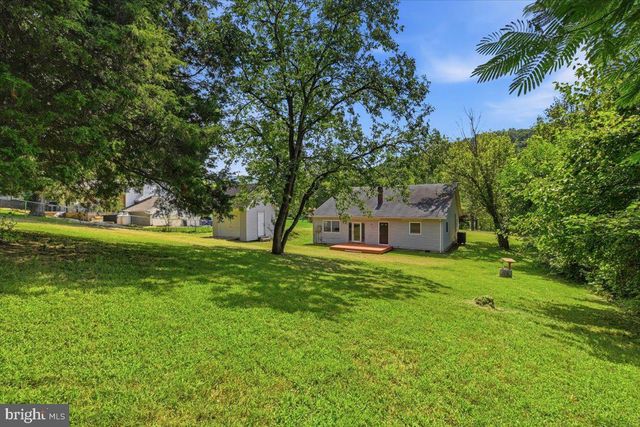 3129 HOWELLSVILLE RD, Front Royal, VA 22630