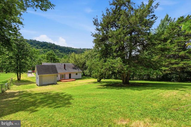 3129 HOWELLSVILLE RD, Front Royal, VA 22630