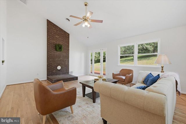 3129 HOWELLSVILLE RD, Front Royal, VA 22630