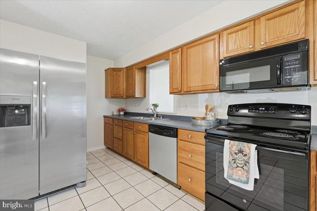 3129 HOWELLSVILLE RD, Front Royal, VA 22630