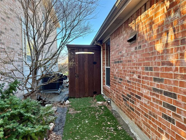 1737 Flowers Drive, Carrollton, TX 75007