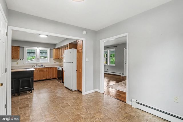 400 W DAUPHIN, Enola, PA 17025