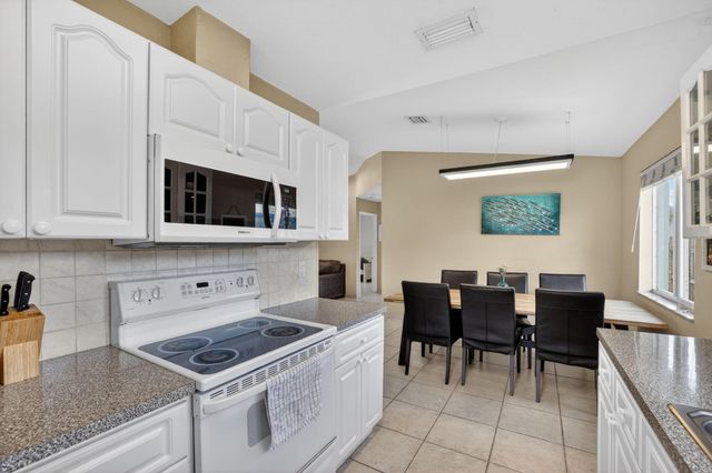 305 SW 16th Street, Fort Lauderdale, FL 33315