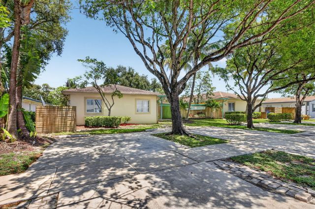 305 SW 16th Street, Fort Lauderdale, FL 33315